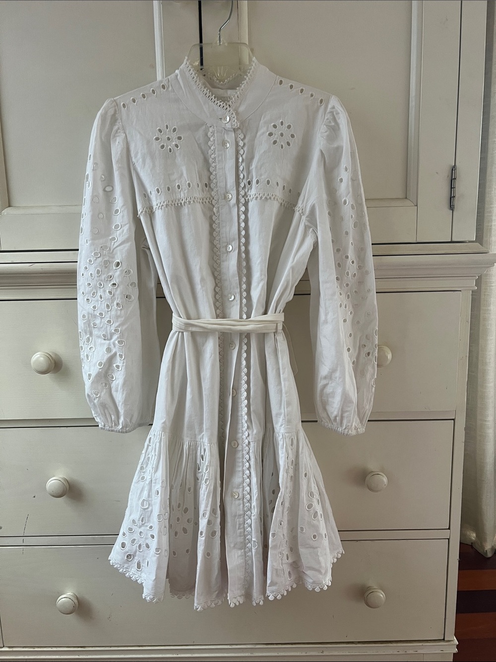 Avec Les Filles White Eyelet Long-Sleeve Button-Front Dress - Picture 4 of 12